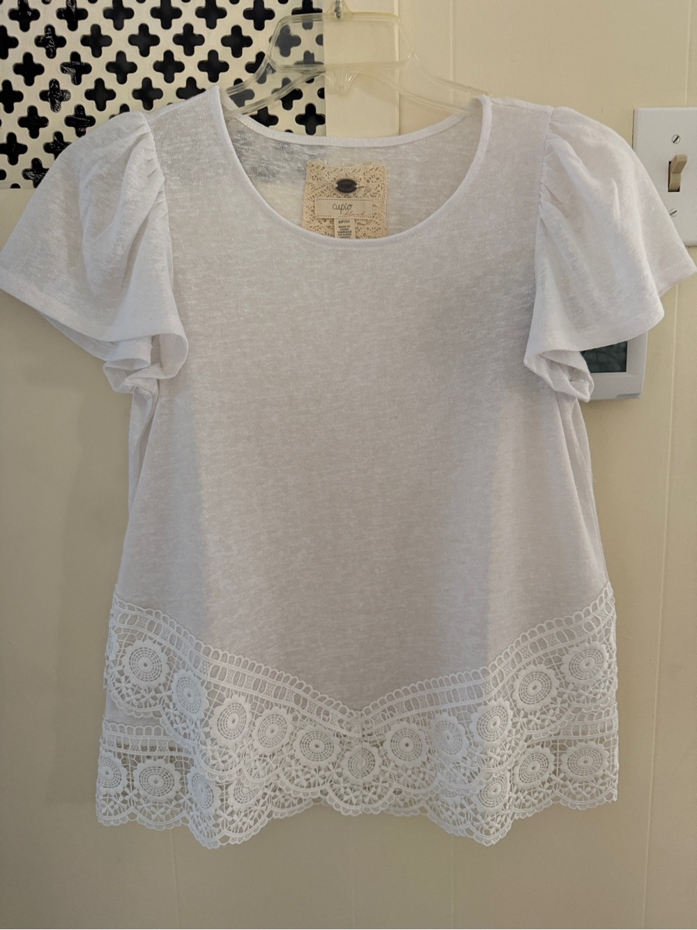 Cupio White Puff Sleeve Top with Lace Hem